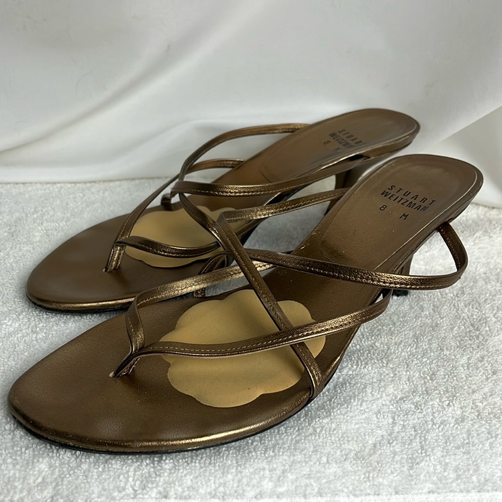 Strappy heel